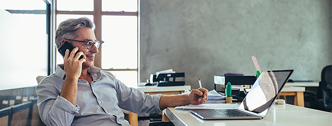 Man who Earned CFA Charter Without a Finance Background